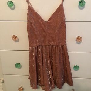 Crushed pink velvet romper